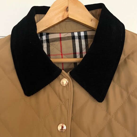 Like New! Quilted Barn Jacket with Corduroy Collar and Plaid Lining | Size XS-S - Picture 2 of 10